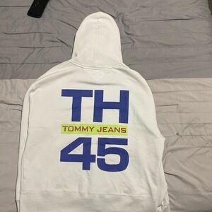 Tommy Jean Hoodie sailing gear 
045/88